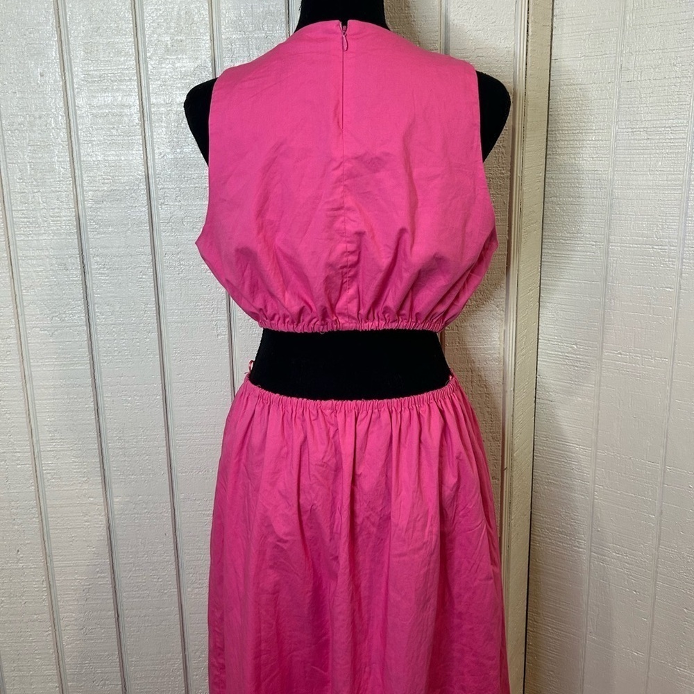 Wayf Rae Midi Dress, size medium. - Picture 6 of 10